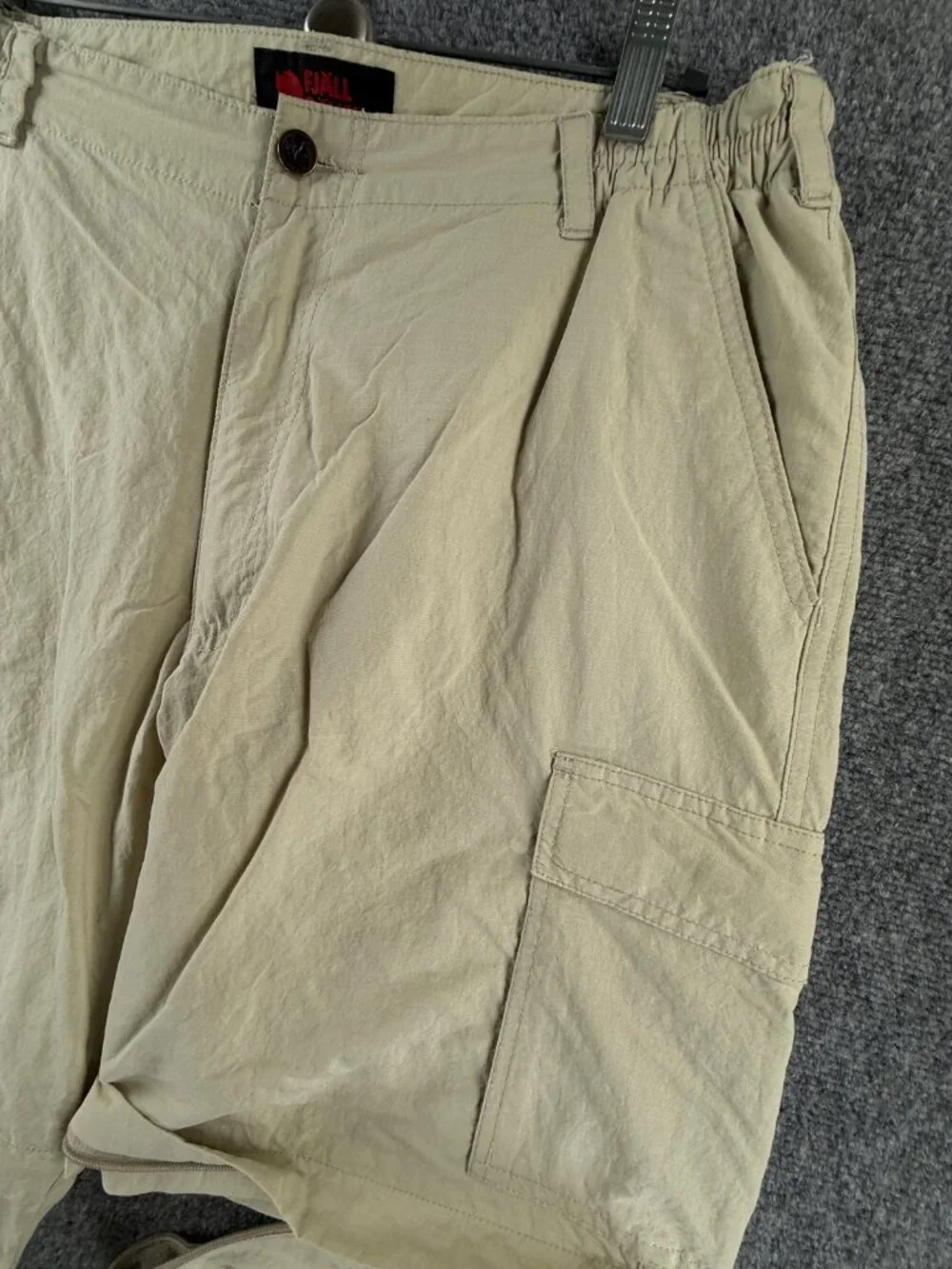 VTG Fjallraven Zip Off Convertible Hiking Pants 52069 Men Beige 46 ACTL 34X28